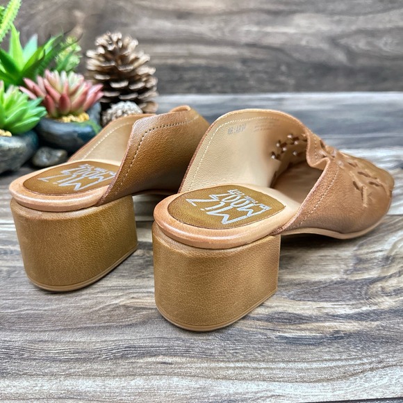 NIB Miz Mooz Briar 38 7.5-8 Whipstitch Leather Heeled Slide Sandal Brandy Brown - Picture 7 of 12